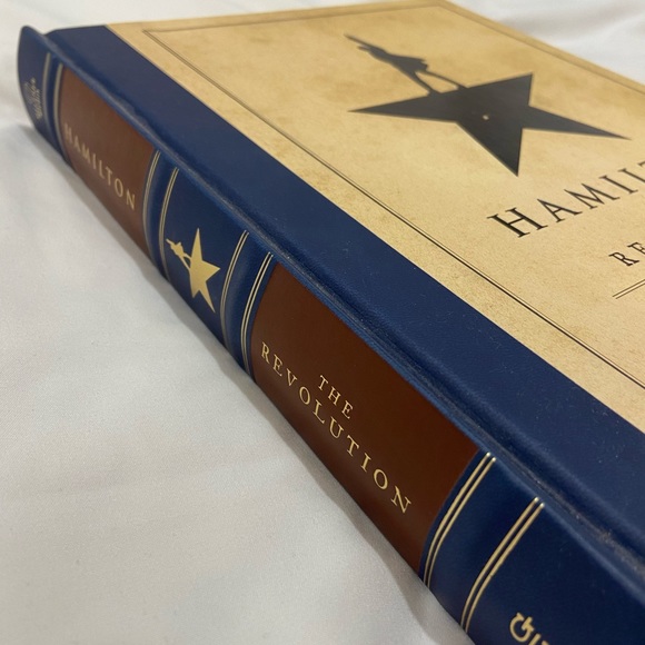 Hamilton The Revolution 🍂⚡️ - Picture 3 of 7